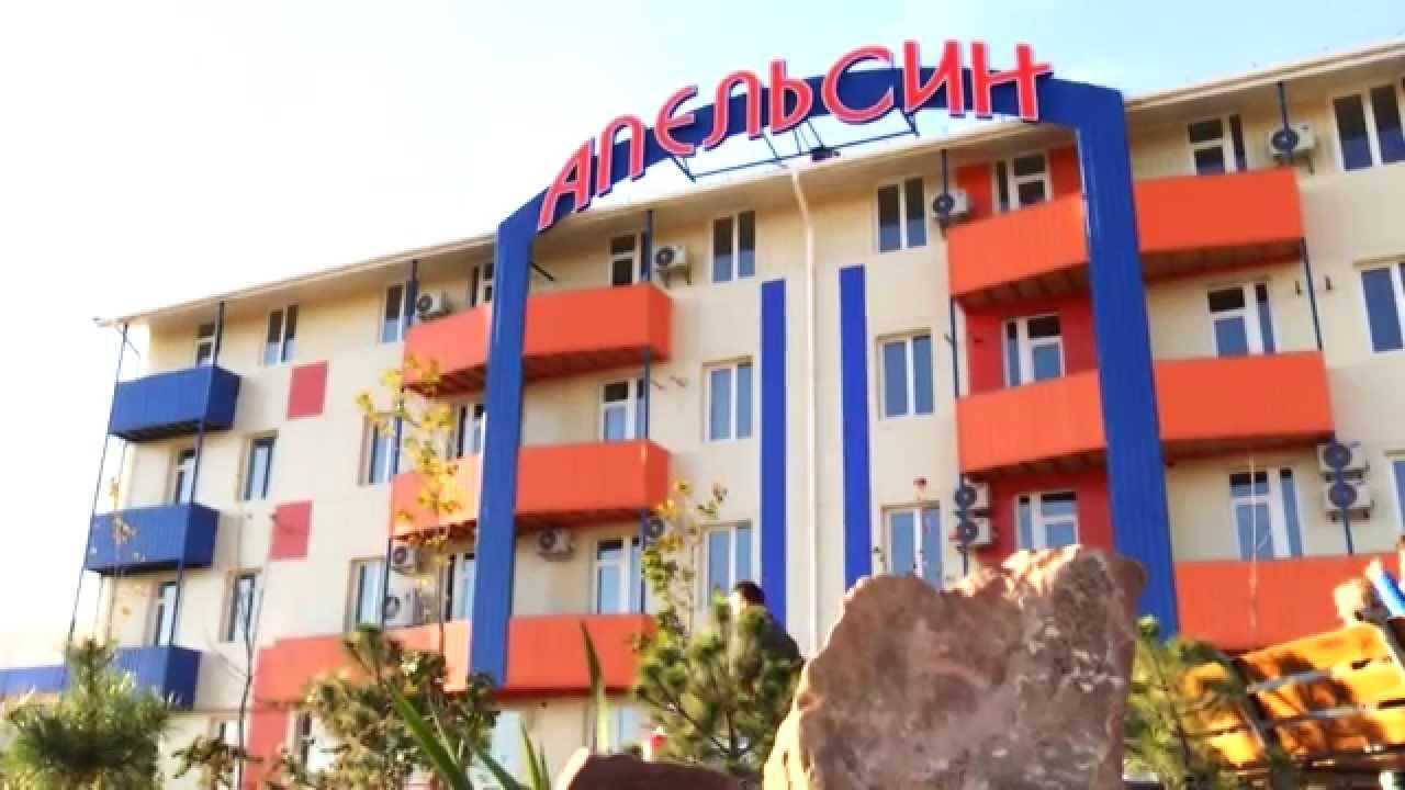 Komplex Apelsin Hotel Yuzhne Esterno foto
