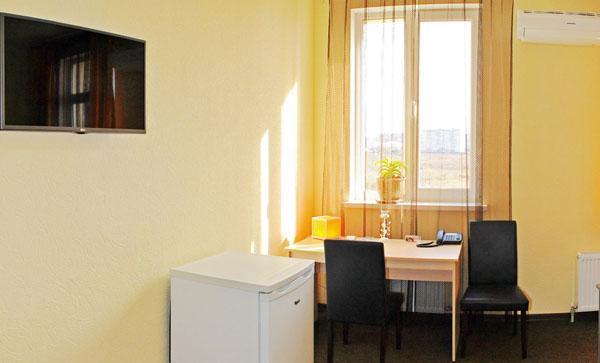 Komplex Apelsin Hotel Yuzhne Esterno foto